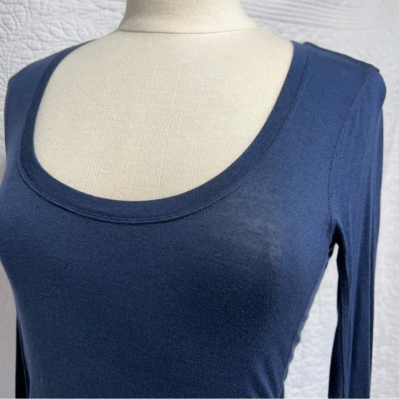 Kit and Ace Round Neck Long Sleeve Cashmere Blend Top, Size 4 - Picture 4 of 10